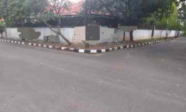Dijual Perum Pulomas Jakarta Timur Rumah Hitung Tanah Saja