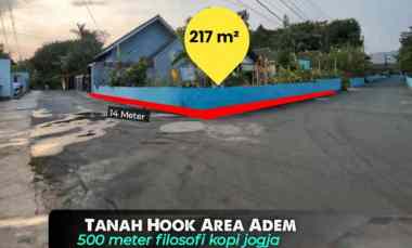 Tanah Hook Area Adem di jl. Palagan km 7,5 Sariharjo, Sleman 900 Mete