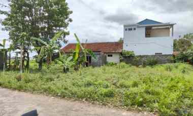 Dijual 2 Bidang Tanah Pekarangan Selatan Resto Ingkung Mbah Ti Solodir