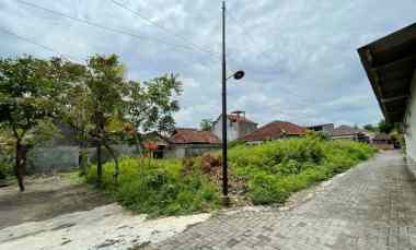 Tanah Dijual 5 menit Jln. Kaliurang km 10 Timur Pasar Gentan