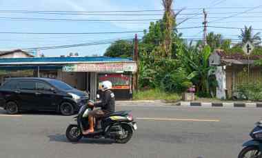Tanah Mangku Jalan Nasional di Wates Kulon Progo Yogyakarta