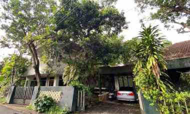 Dijual Tanah Premium Bonus Bangunan Lama dekat SMAN 1 Yogyakarta