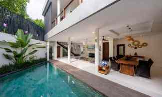 dijual vila lantai 2 seminyak bali