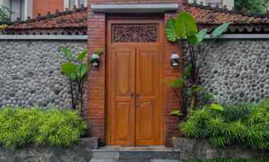 Villa Mewah Full Furnished dengan Kolam Renang di Gamping Sleman