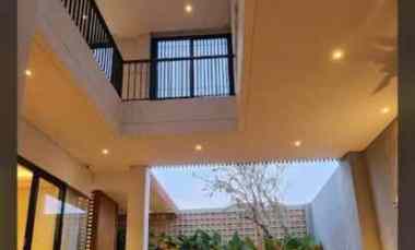dijual villa baru di gatot subroto barat bali