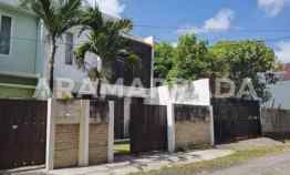 Villa Semi-furnished 3 Kamar Dewi Saraswati Seminyak Kuta Badung