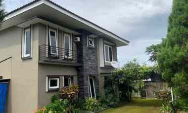 Dijual Villa Eksklusif di Batu Suasana Asri dan Sejuk