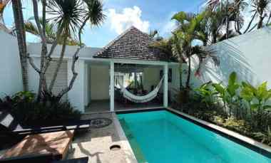 dijual villa jl dewi saraswati seminyak