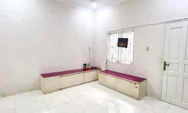 Rumah Dijual di Komplek Cemara Asri