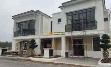 dijual villa komplek jewel garden jalan