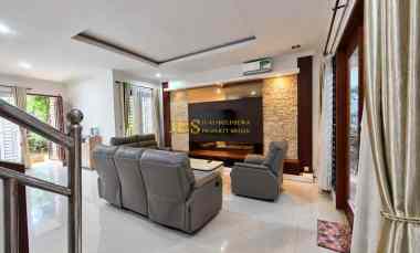dijual villa komplek villa panbil jalan