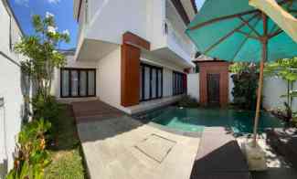 Dijual Villa Lantai 2 Lokasi Pererenan Canggu