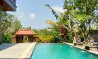 dijual villa lantai 2 lokasi ubud bali