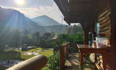 dijual villa maribaya lembang