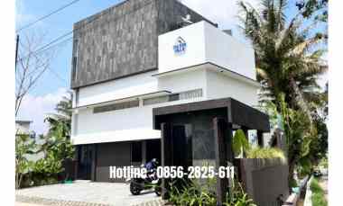 Villa Modern Bangunan Baru Lokasi di Obelix Pandowoharjo Sleman