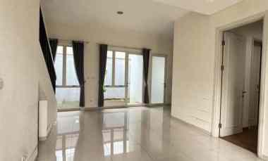 Rumah Disewakan di Suvarna sutera tangerang