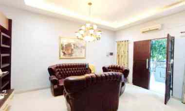 Rumah Disewakan di Komplek Cemara Asri