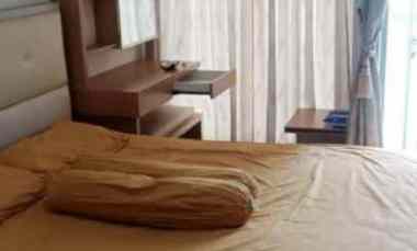 Gunawangsa Merr Tower B Lantai 17 Studio View Pool dan Jalan Raya