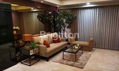 Apartemen One East Mewah, 2 BR, Mewah, Siap Huni, Lantai 17