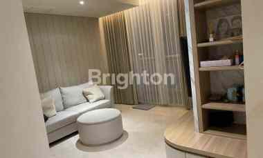 One Galaxy 4br Lantai 39 View Pool, Semi Furnished, 2 Private Lift