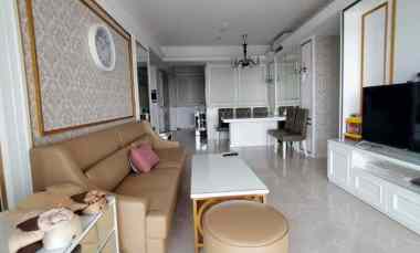 Disewakan Apartemen One Icon 3BR Connect Tunjungan Plaza Furnish 220jt