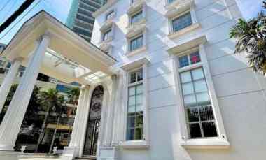 Bangunan Usaha Basuki Rahmat Strategis Nol Jalan Lift Siap Pakai