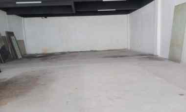 Komersial Disewakan di Blok M