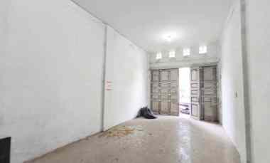 Disewa Ruko Lokasi Strategis di Great Arcade Komplek Cemara Asri