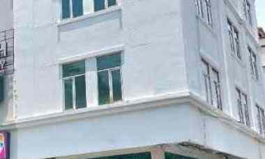 Ruko 4 1/2 Lantai, Daerah Mega Galaxy, Lokasi Dpn, Hpd Jln Merr