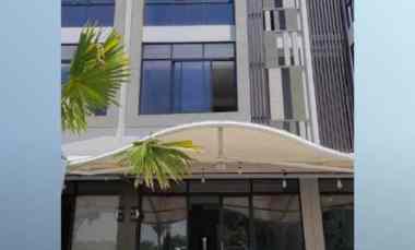 Ruko Beverly Pakuwon City Depan Hokky Pakuwon City Hadap Timur