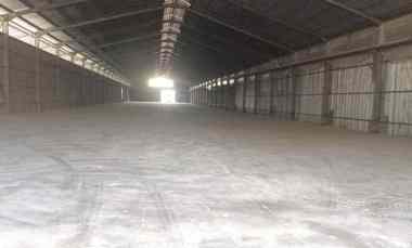 Gudang Strategis Raya Margomulyo dekat Tandes, Akses Tol, Pelabuhan