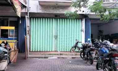 Disewakan Ruko Strategis 3 Lantai di Raya Ngagel, Wonokromo, Surabaya
