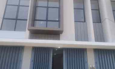 Ruko Baru Siap Pakai Area Pakuwon City Regency One East Point, NEGO