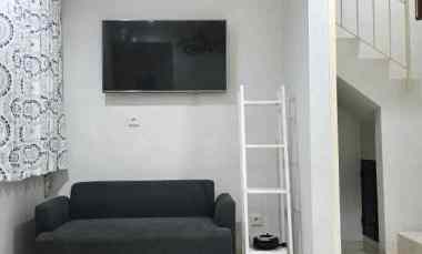 Disewakan Rumah 2 Lantai Daerah BSD - Nego Tipis