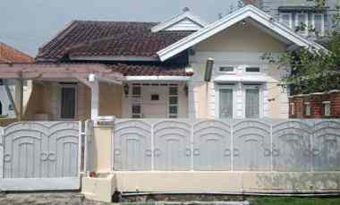 Rumah American Classic 3 KT 2 KM Carport di Arcamanik Bandung
