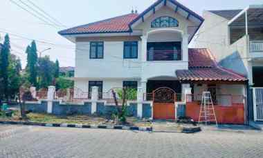 Disewakan Rumah Babatan Pratama Wiyung Surabaya Barat 2 Lantai Row Jal