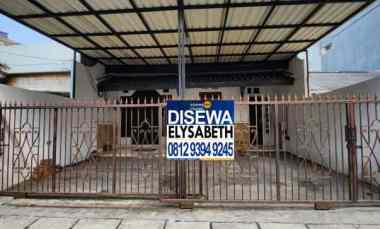 Disewakan Rumah 1 Lantai, sudah Tinggi dari Jalanan, Bagus, di Kelapa