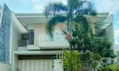 Disewakan Rumah Mewah Furnish Bukit Telaga Golf Citraland Utama