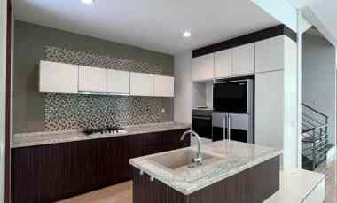 Sewa Rumah Konsep Bali di dalam Compound Cipete Jakarta Selatan