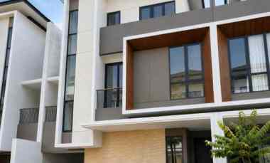 Rumah 3lt 10x14 4KT Cluster Maninjau Asya JGC Jakarta Garden Cakung