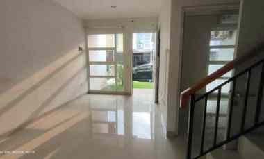 Rumah 2 Lantai Cluster Monte Farella Grand Wisata Mustika Jaya Bekasi