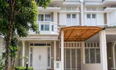 Rumah Cluster Vernonia 2 lantai Luas 9x17 153meter 3KT Summarecon Bekasi