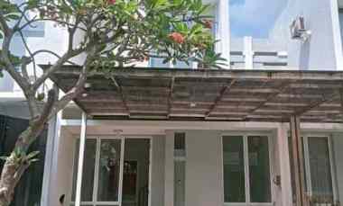 Rumah Disewakan di Cluster Yarra JGC Jakarta Garden City