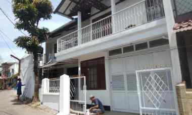 disewakan rumah dago pojok sayap dago