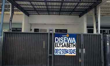 Rumah Disewakan di gading griya