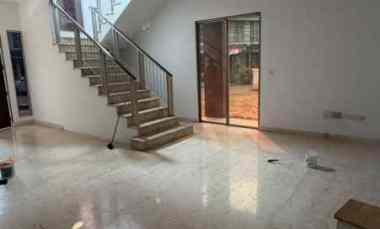 disewakan rumah golf island pik