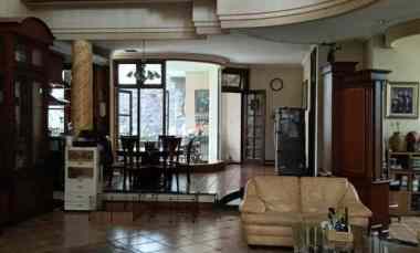 Rumah Hook Mewah 2 Lantai Perumahan Elit Graha Famili Surabaya Barat