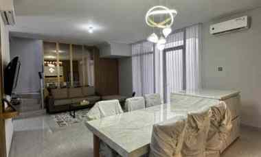 Rumah Disewakan di Grand Pakuwon