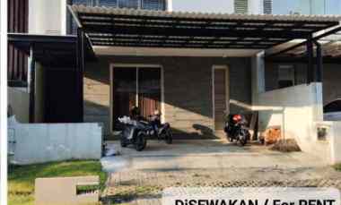 disewakan rumah jalan dian istana