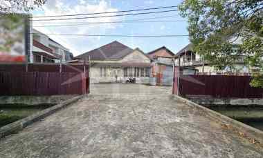 disewakan rumah jalan jendral urip